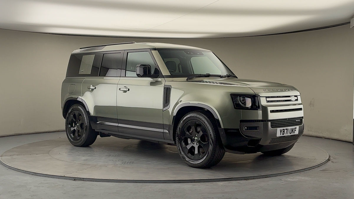 More views of Land Rover Defender 110