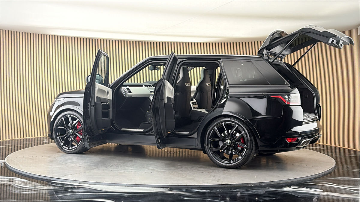 More views of Land Rover Range Rover Sport