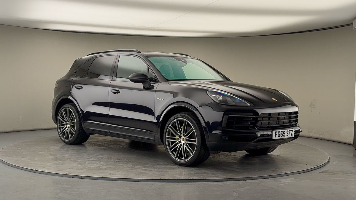 More views of Porsche Cayenne