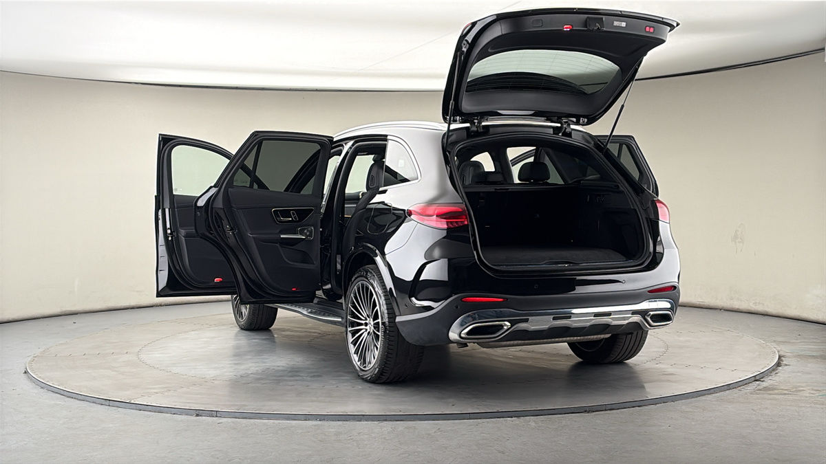 More views of Mercedes-Benz GLC