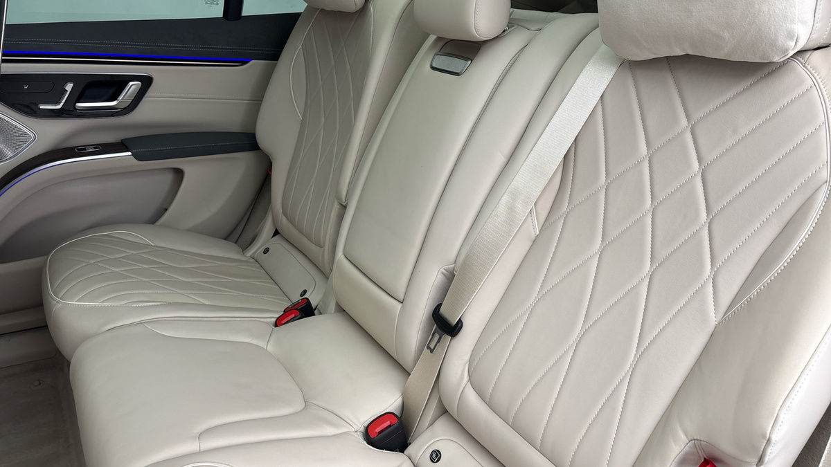 Mercedes-Benz EQS Image 9