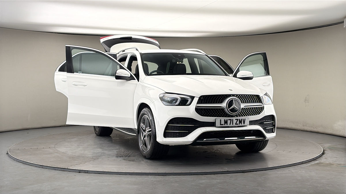 More views of Mercedes-Benz GLE