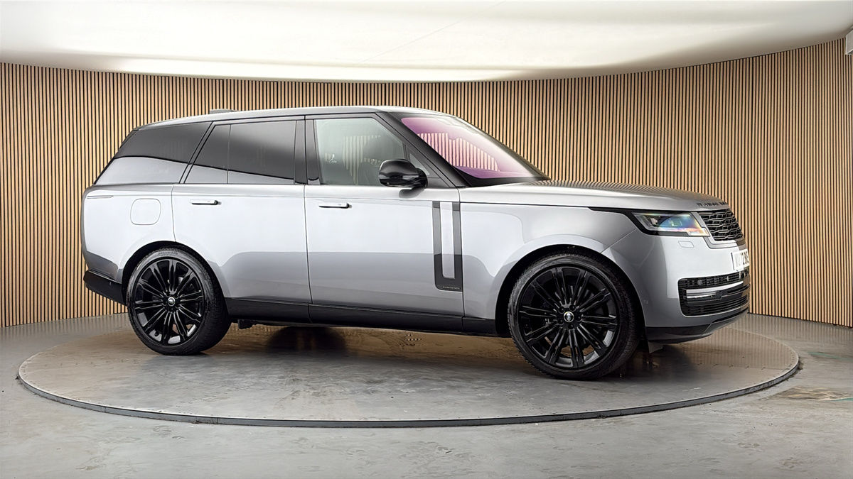 More views of Land Rover Range Rover