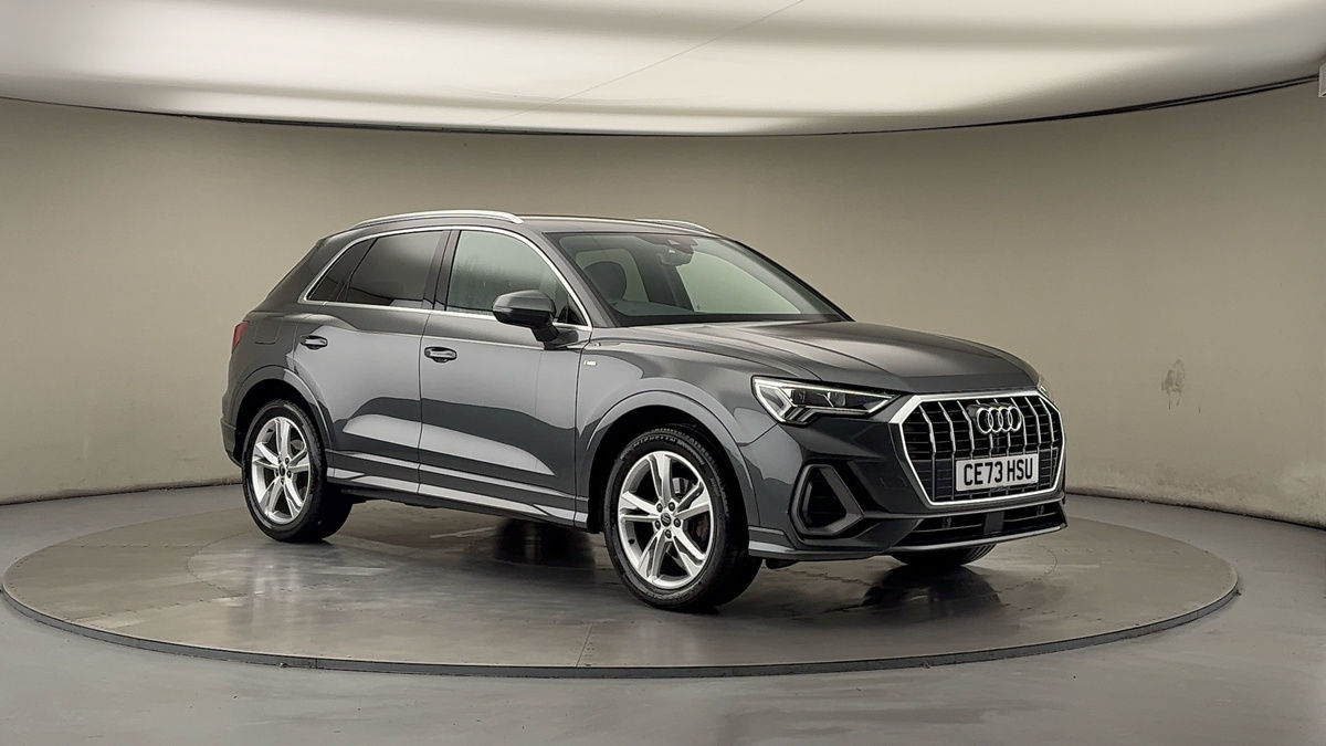 More views of Audi Q3