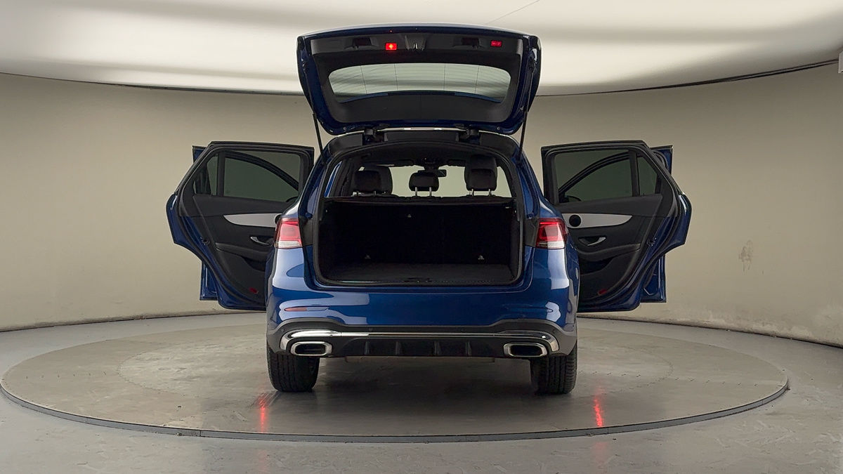 More views of Mercedes-Benz GLC