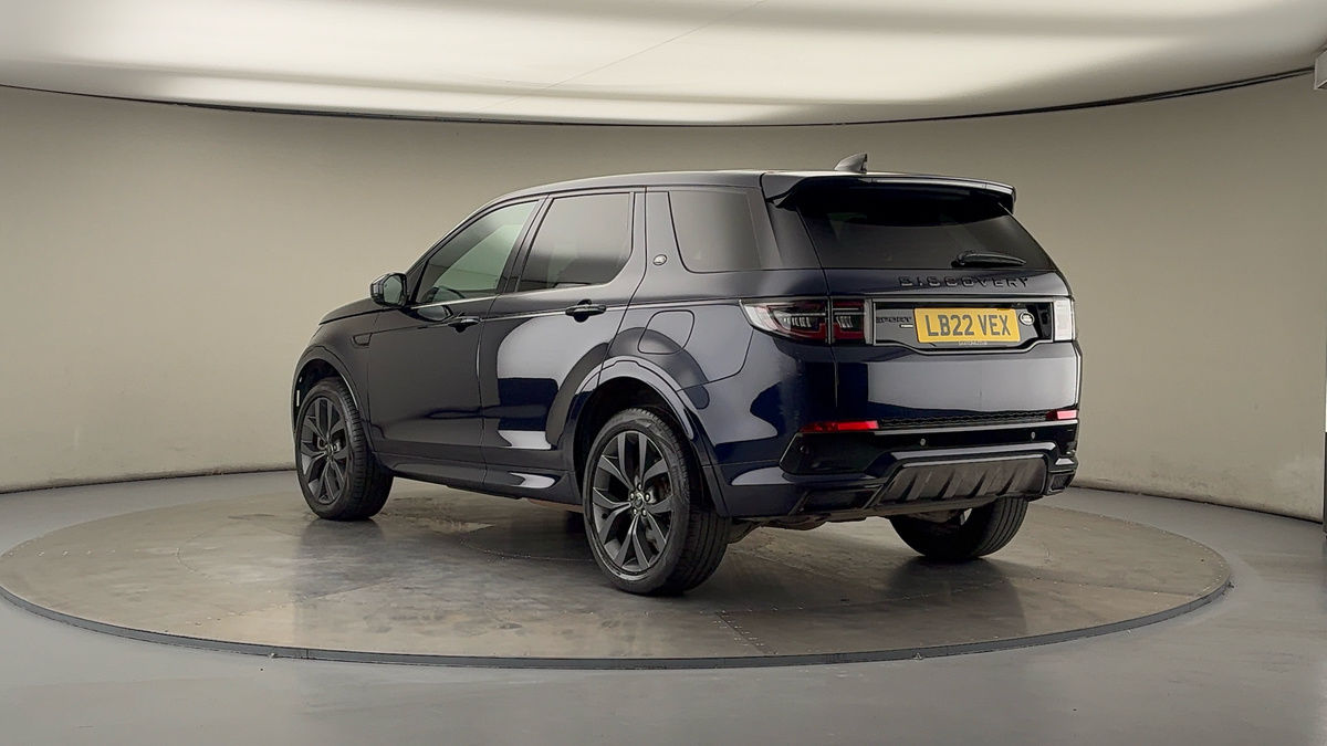 Land Rover Discovery Sport Image 2