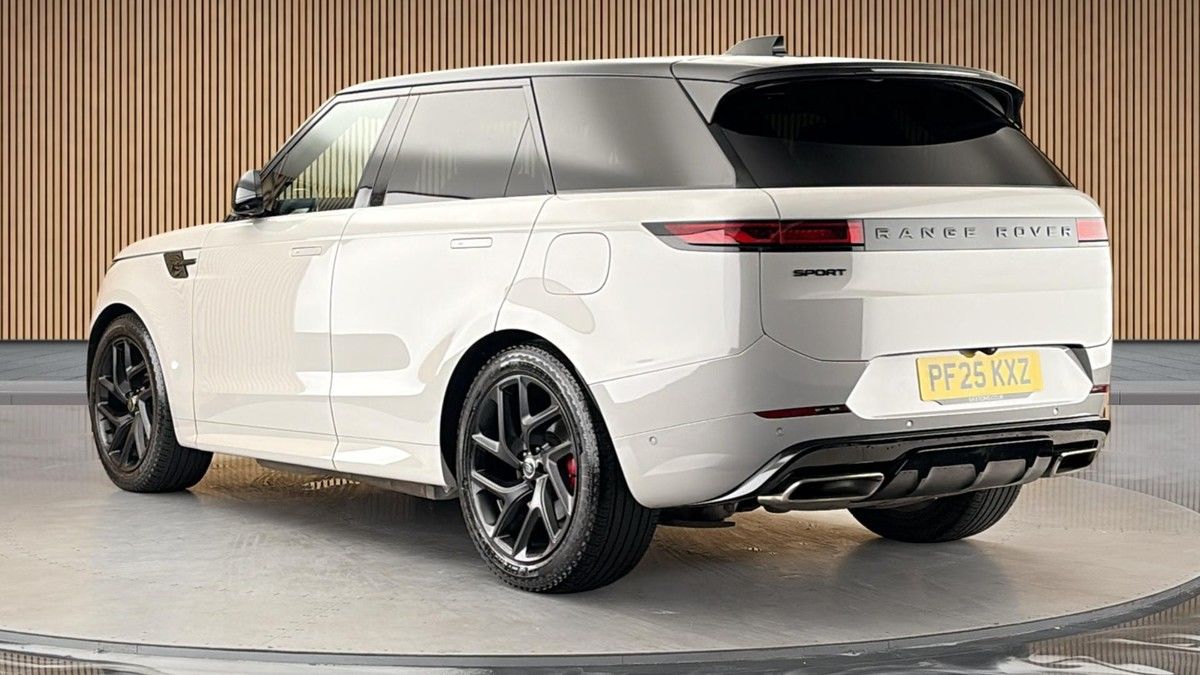 Land Rover Range Rover Sport Image 2