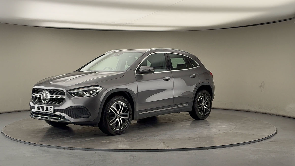 Mercedes-Benz GLA Image 20