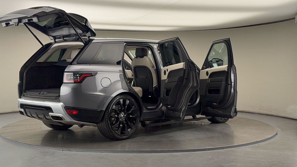 More views of Land Rover Range Rover Sport