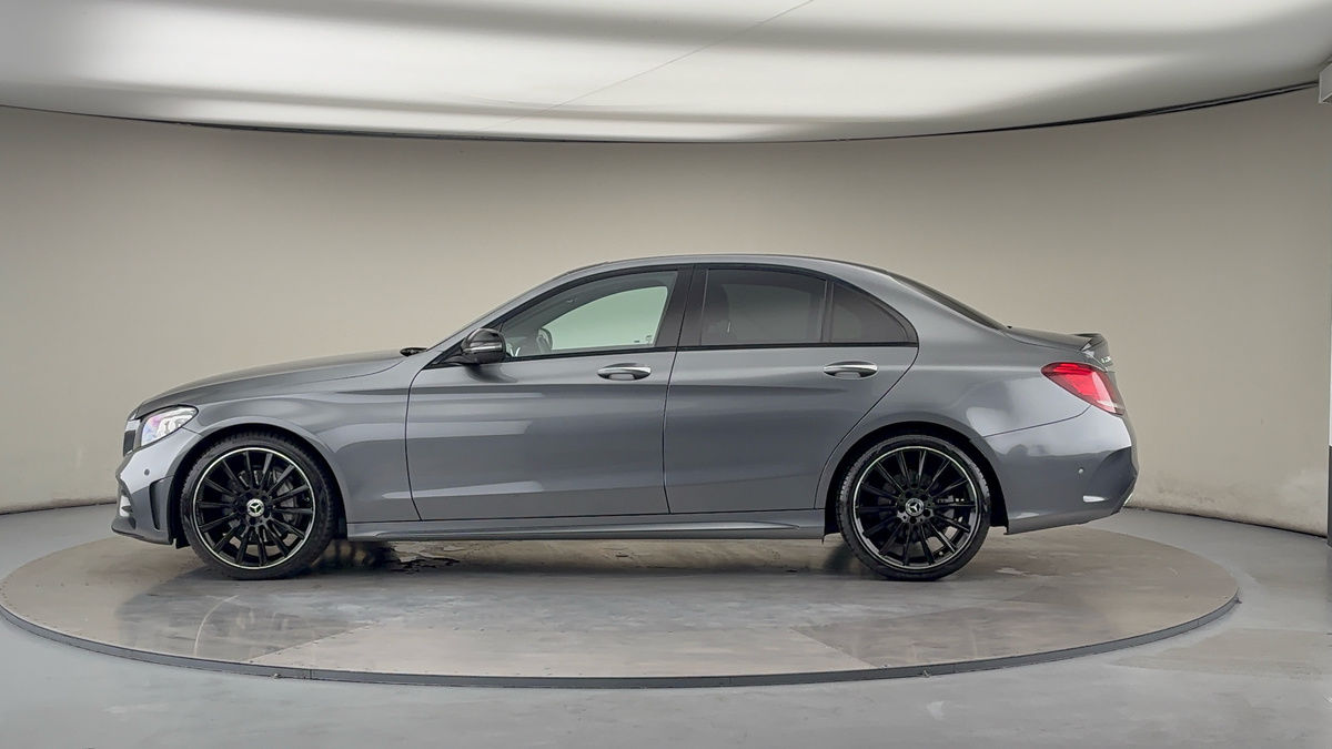 Mercedes-Benz C Class Image 15