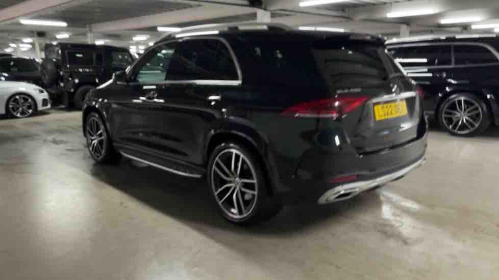 More views of Mercedes-Benz GLE