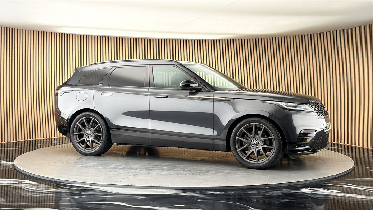 More views of Land Rover Range Rover Velar