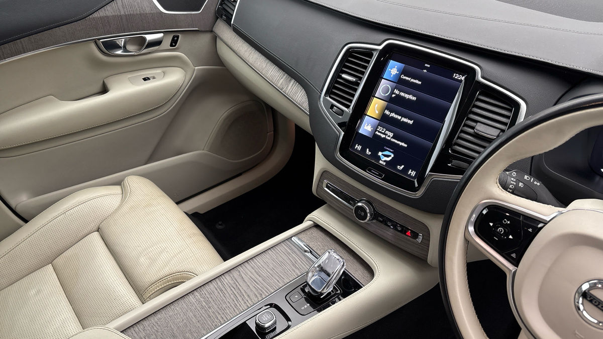 Volvo XC90 Image 18