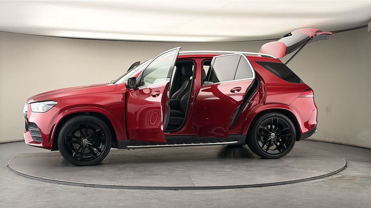 More views of Mercedes-Benz GLE
