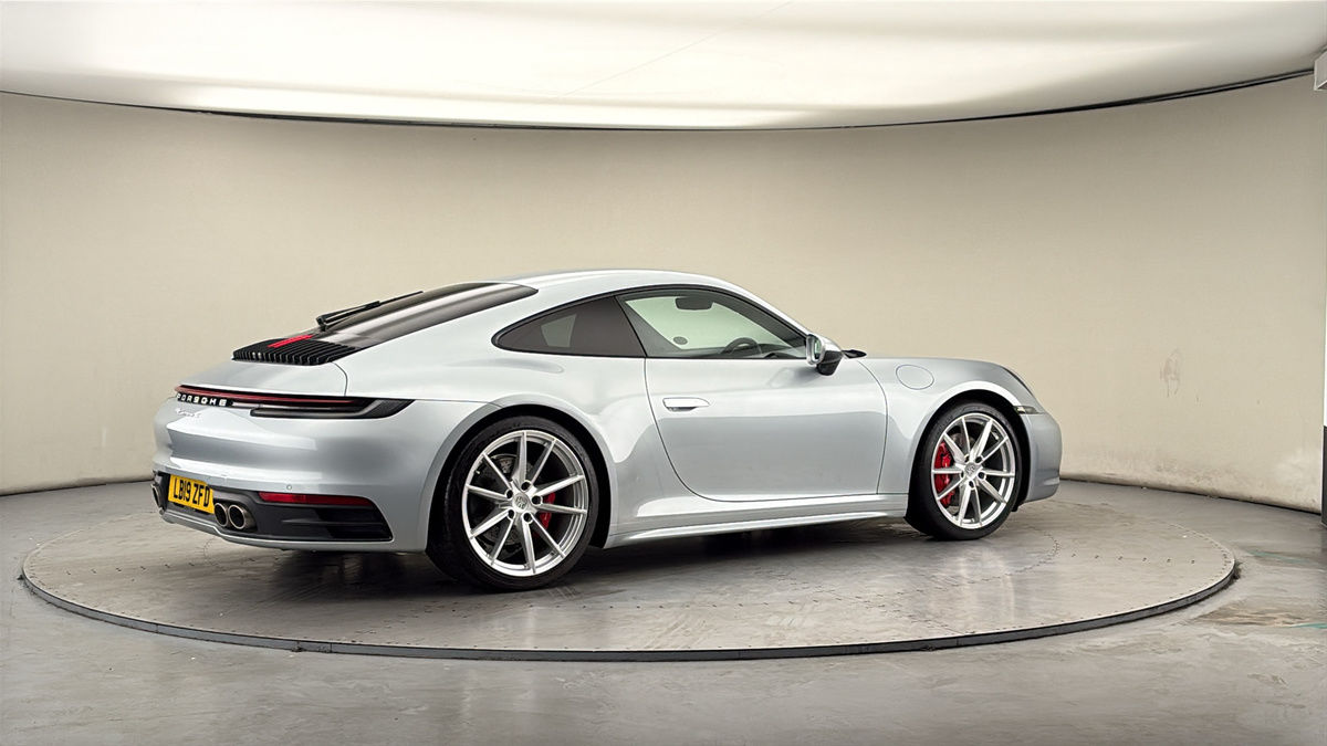 More views of Porsche 911