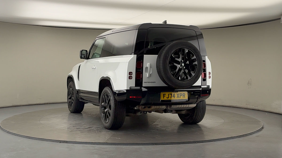 More views of Land Rover Defender 90