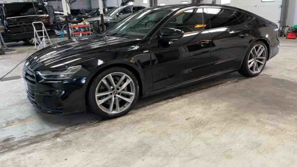 More views of Audi A7