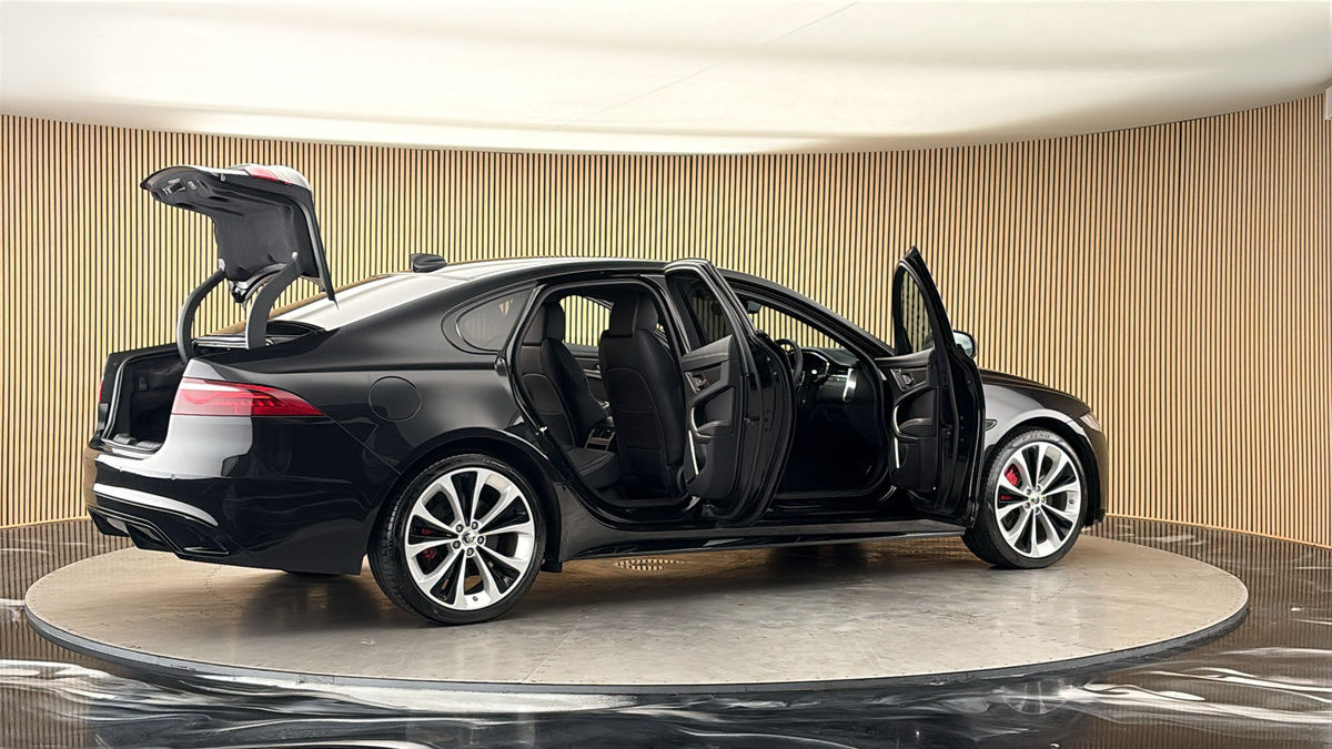 More views of Jaguar XF