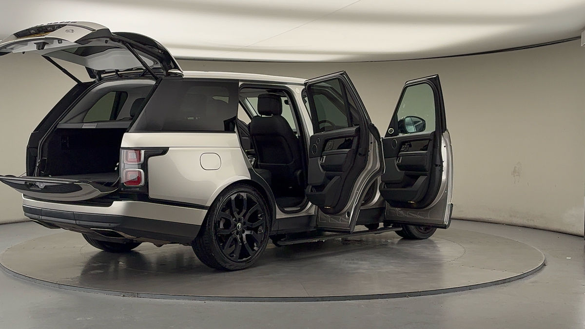 More views of Land Rover Range Rover