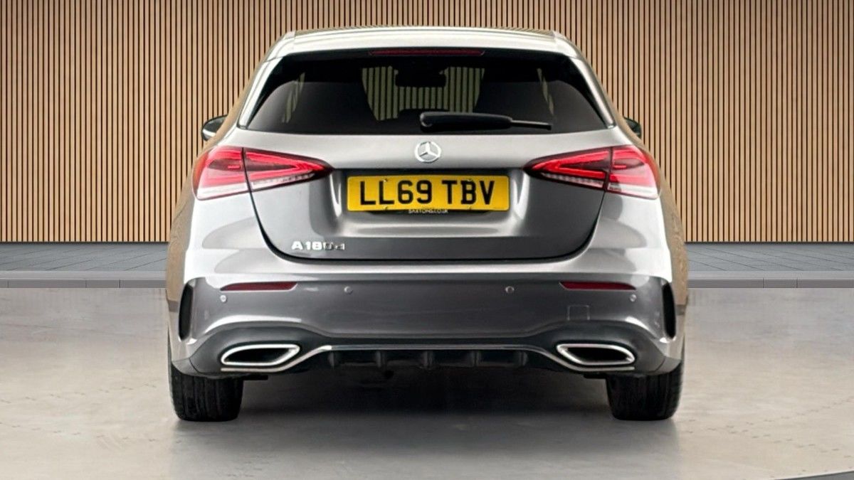 Mercedes-Benz A Class Image 4