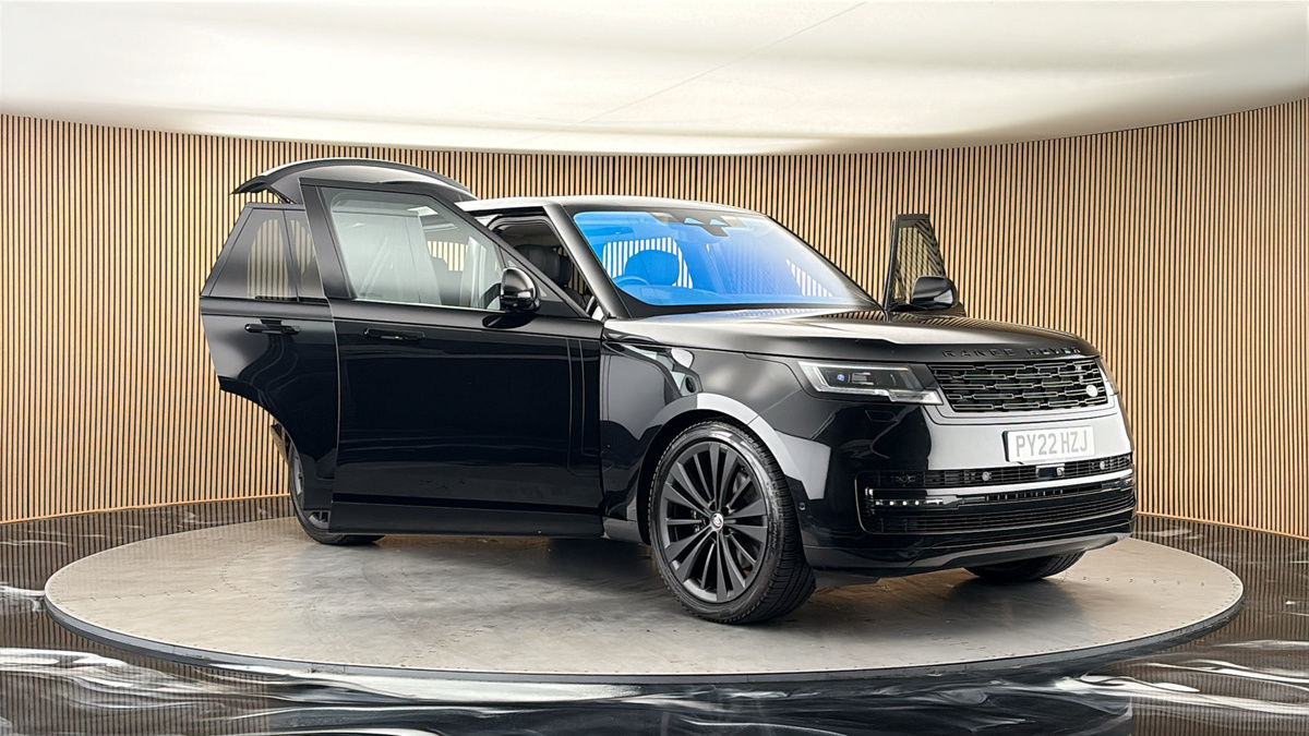 More views of Land Rover Range Rover