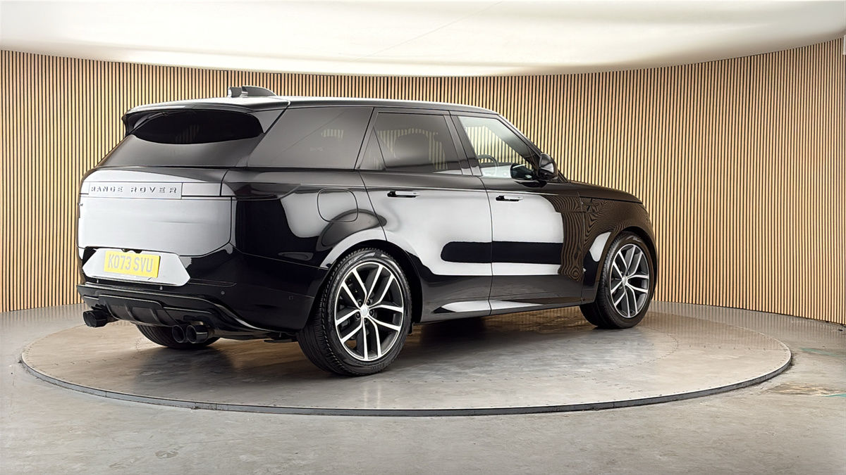 Land Rover Range Rover Sport Image 21