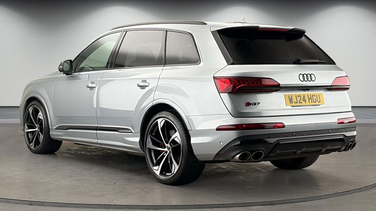 Audi SQ7 Image 2