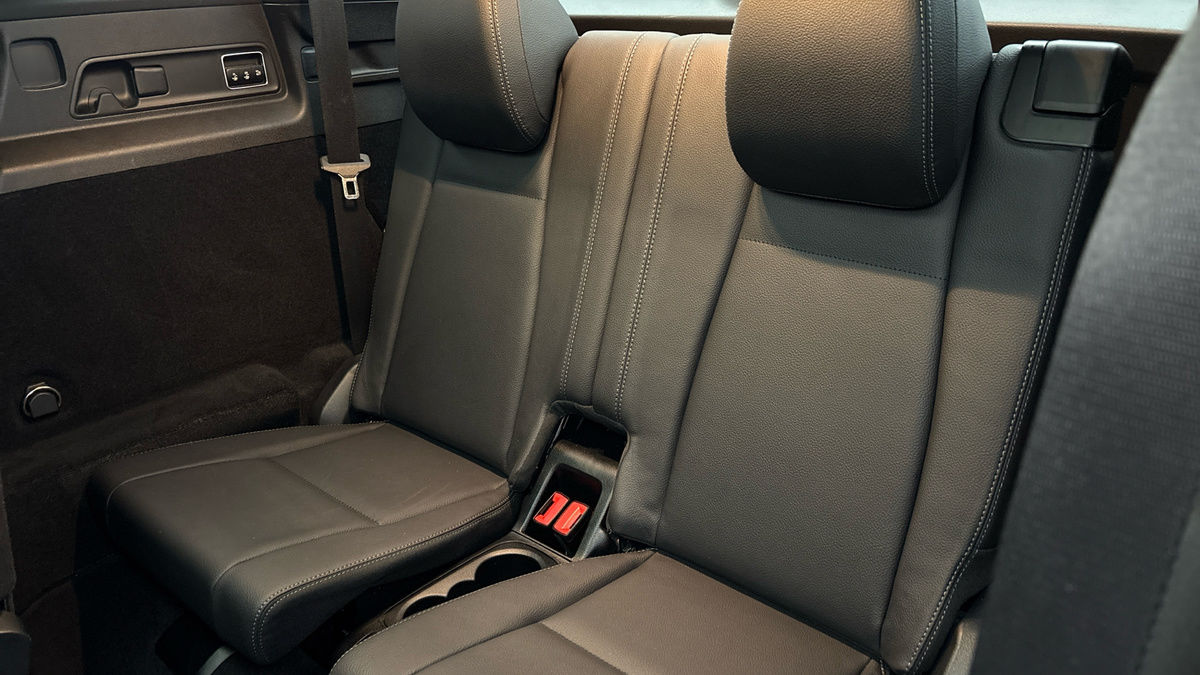 Mercedes-Benz GLE Image 25