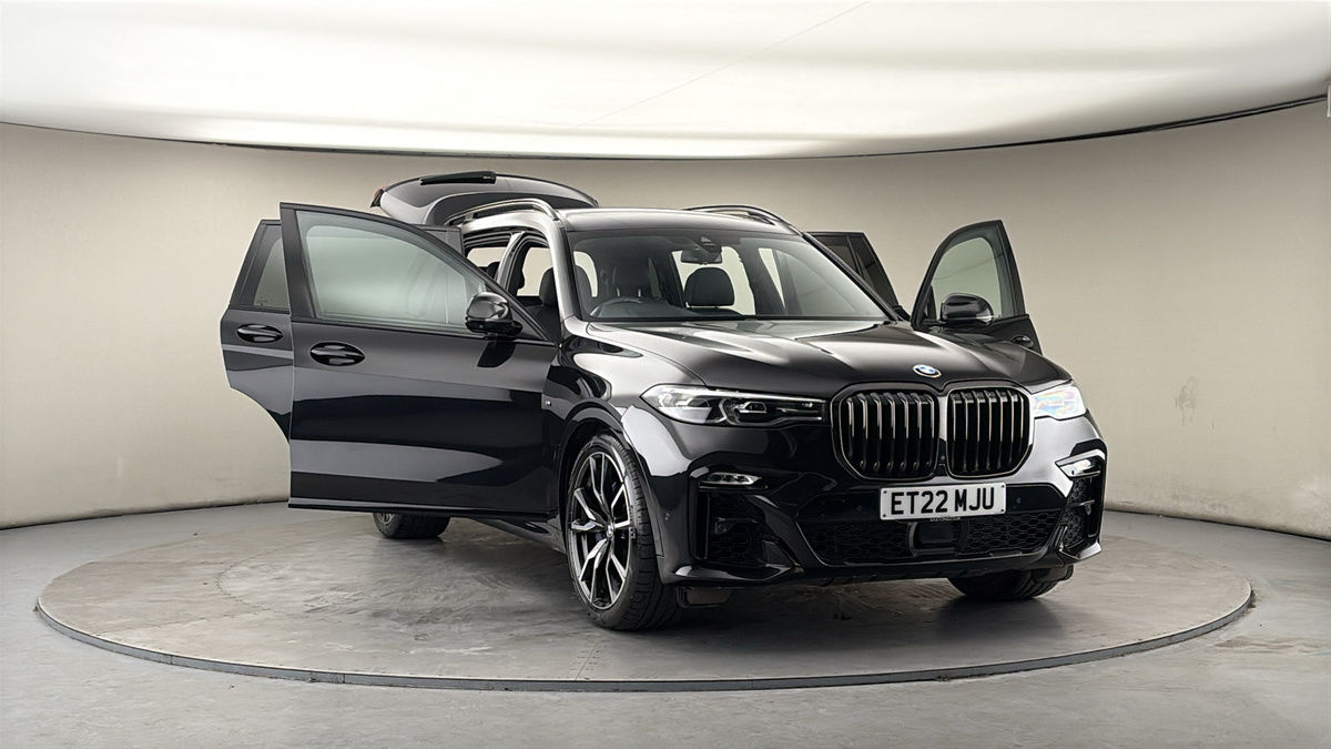 More views of BMW X7