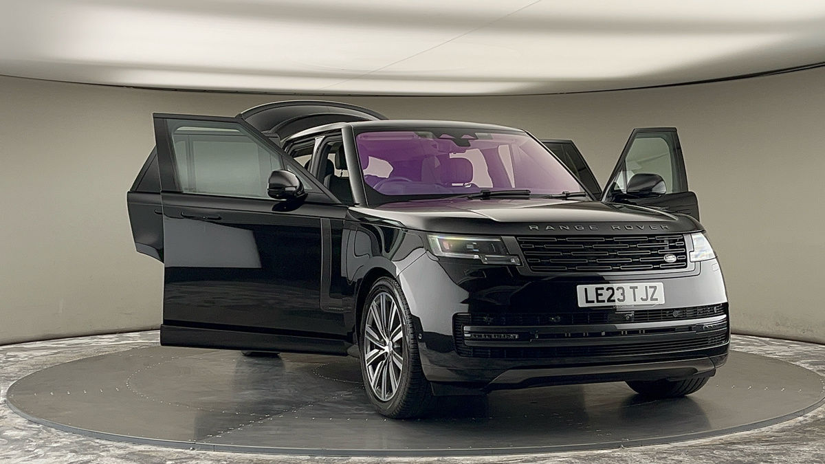 More views of Land Rover Range Rover