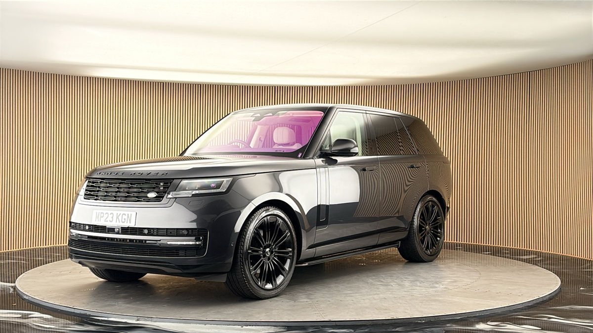 More views of Land Rover Range Rover
