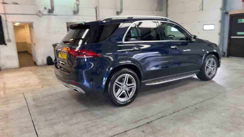 More views of Mercedes-Benz GLE