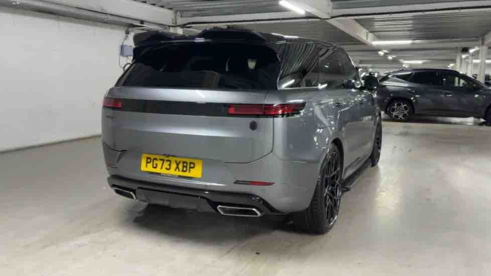 More views of Land Rover Range Rover Sport