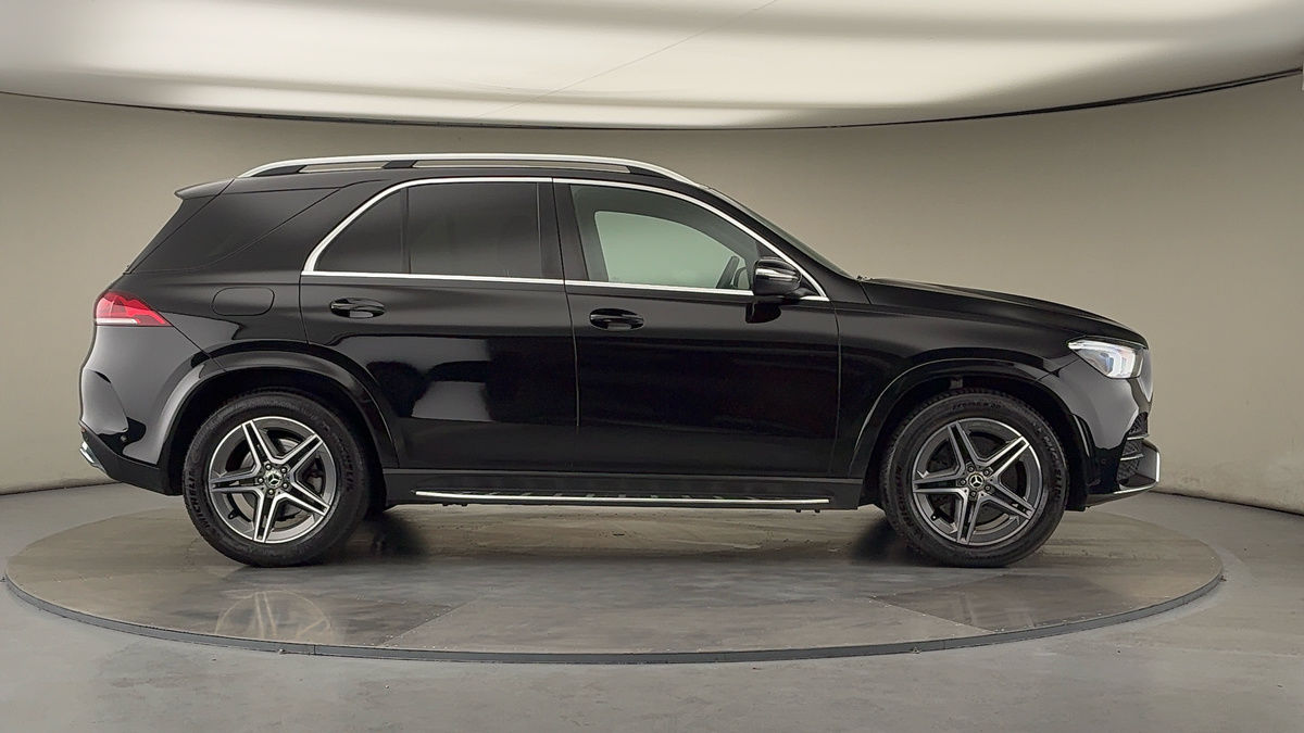 Mercedes-Benz GLE Image 16