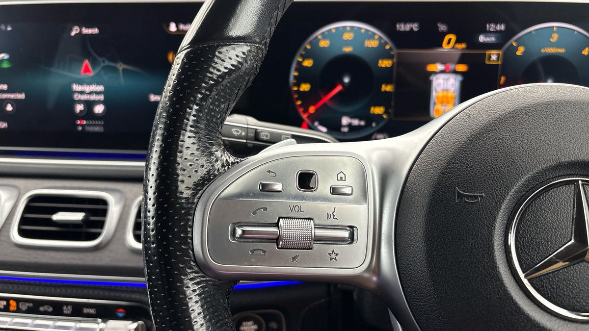 Mercedes-Benz GLE Image 13