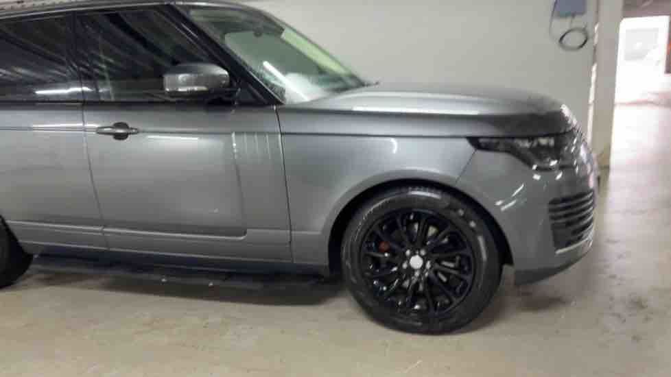 More views of Land Rover Range Rover