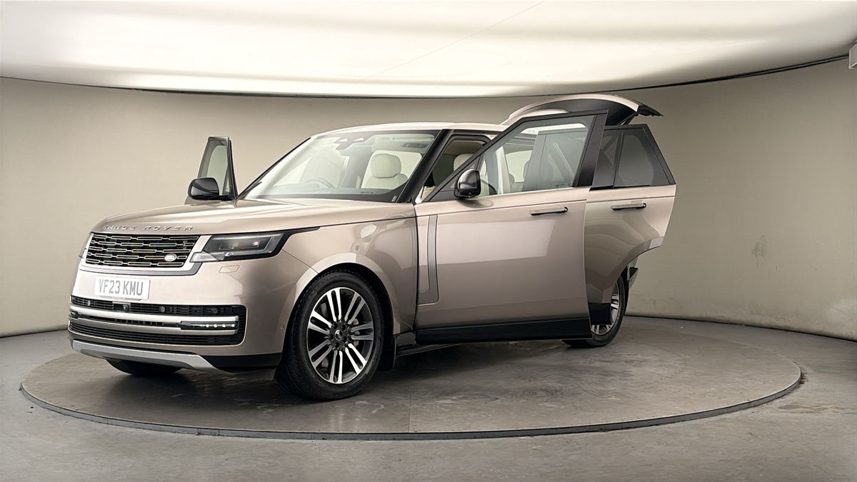 More views of Land Rover Range Rover