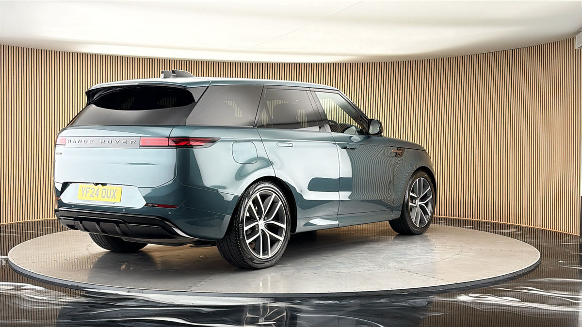 More views of Land Rover Range Rover Sport