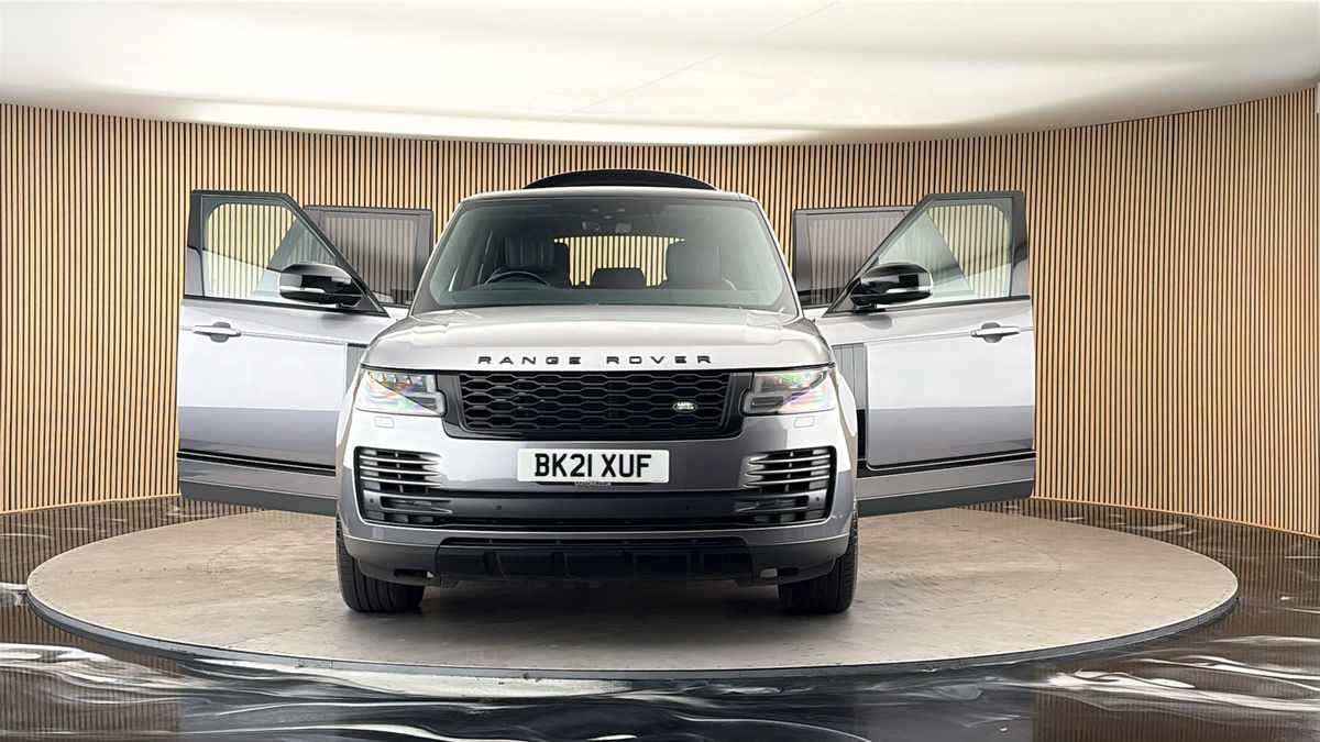 More views of Land Rover Range Rover