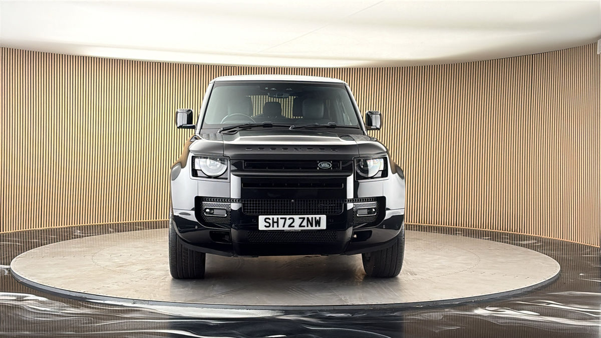 More views of Land Rover Defender 90