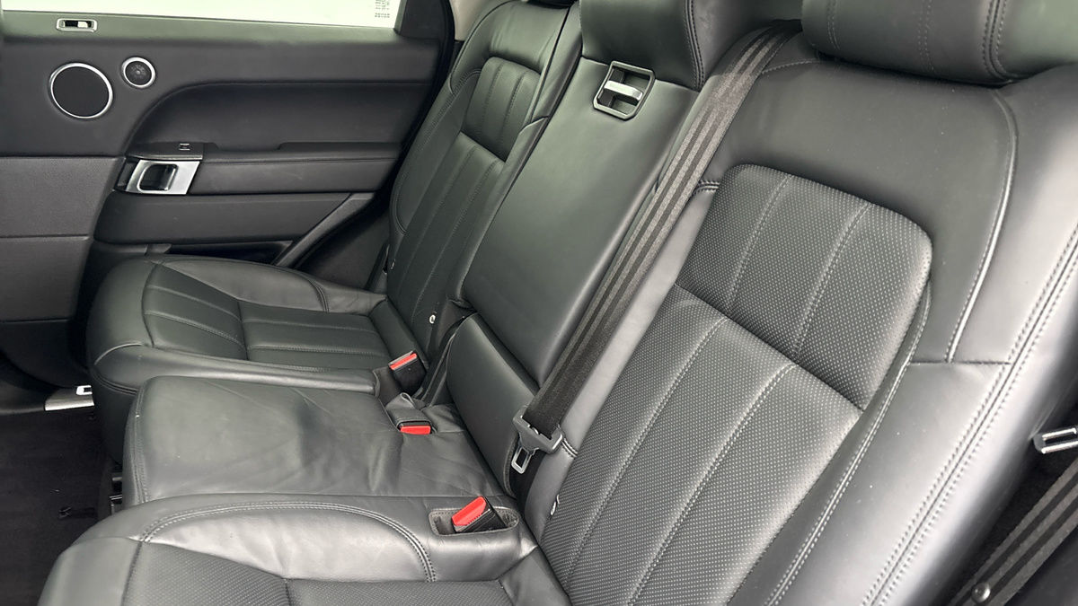 Land Rover Range Rover Sport Image 8