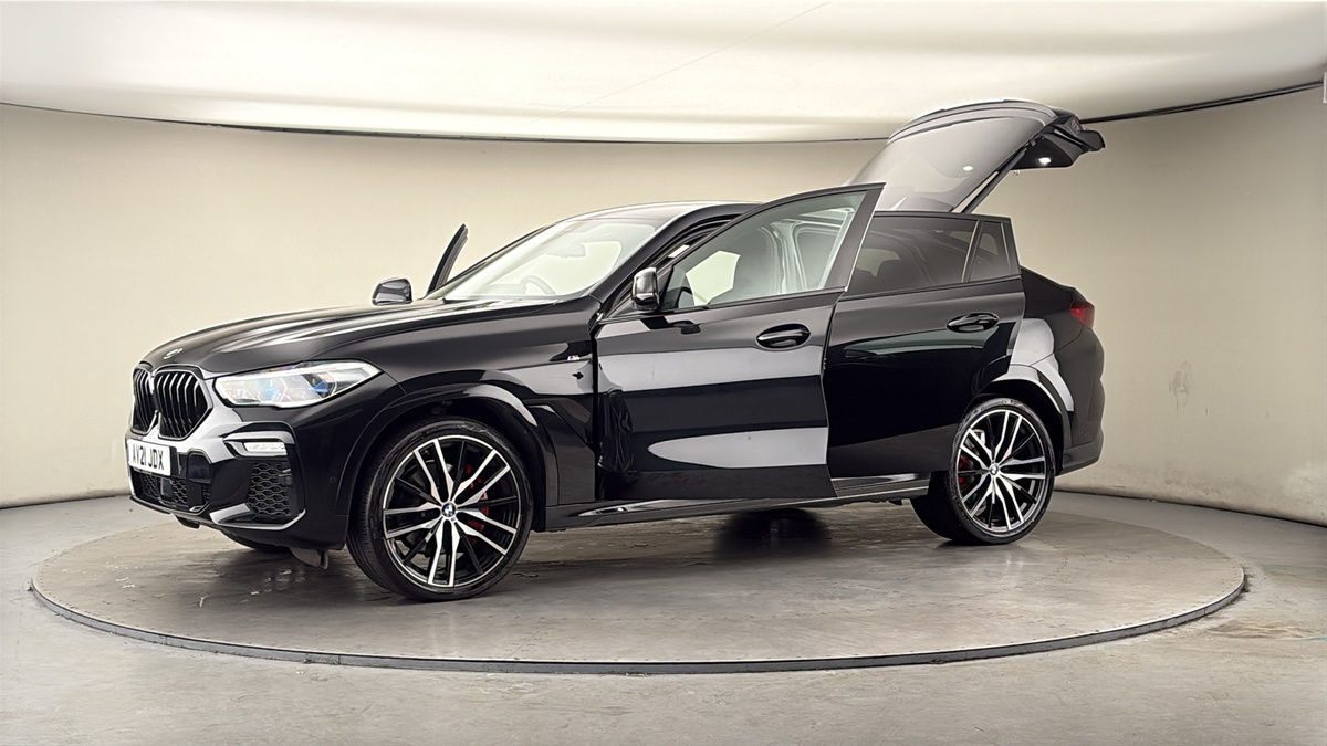 More views of BMW X6