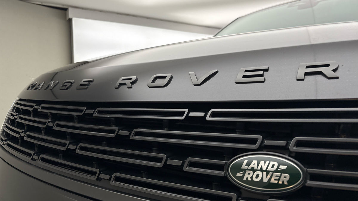 Land Rover Range Rover Sport Image 24