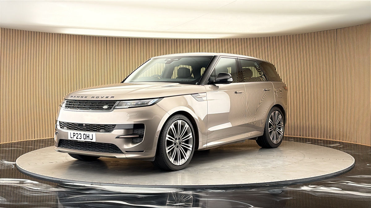 More views of Land Rover Range Rover Sport