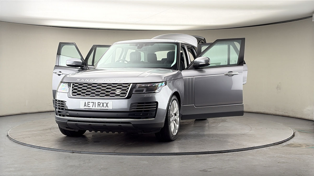 More views of Land Rover Range Rover