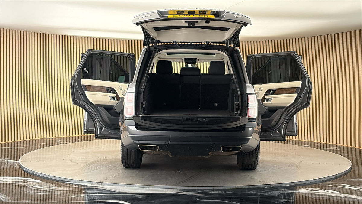 More views of Land Rover Range Rover