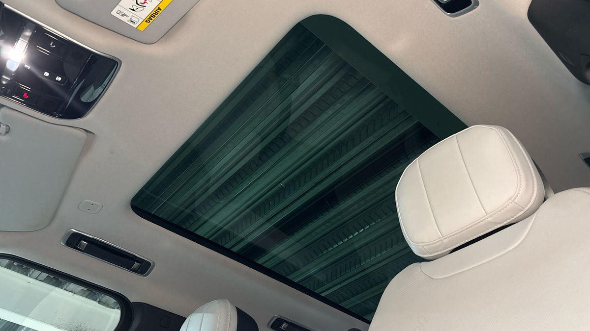 Land Rover Range Rover Sport Image 6