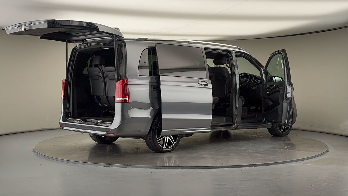 More views of Mercedes-Benz V Class