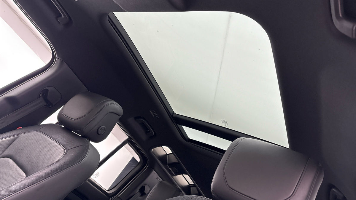 Land Rover Defender 110 Urban Image 6