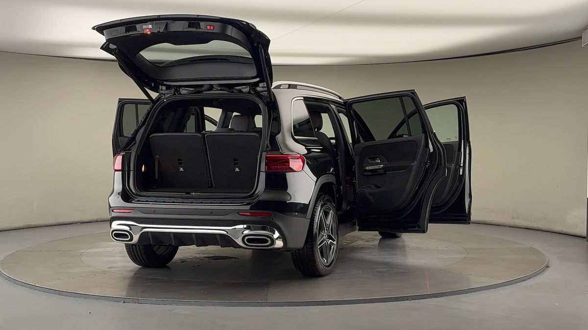 More views of Mercedes-Benz GLB